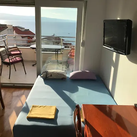 Homestay Gala Omis